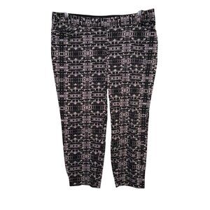 Alfani Woman Plus Size 20W Black & White Abstract Print Stretch Pants